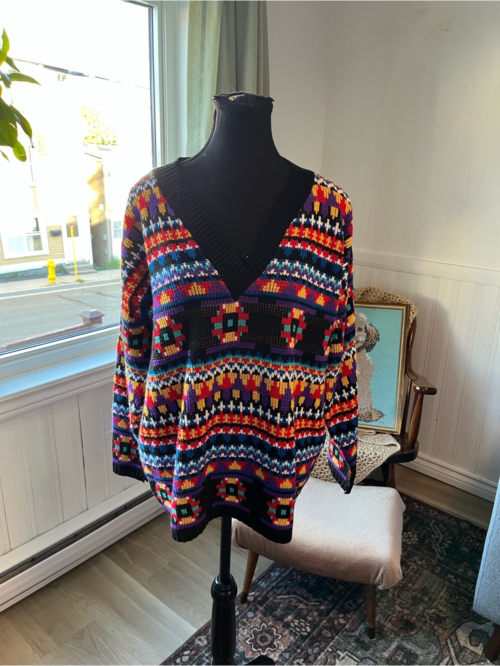 Men’s Vintage V-Neck Multicolor Patterned Sweater M